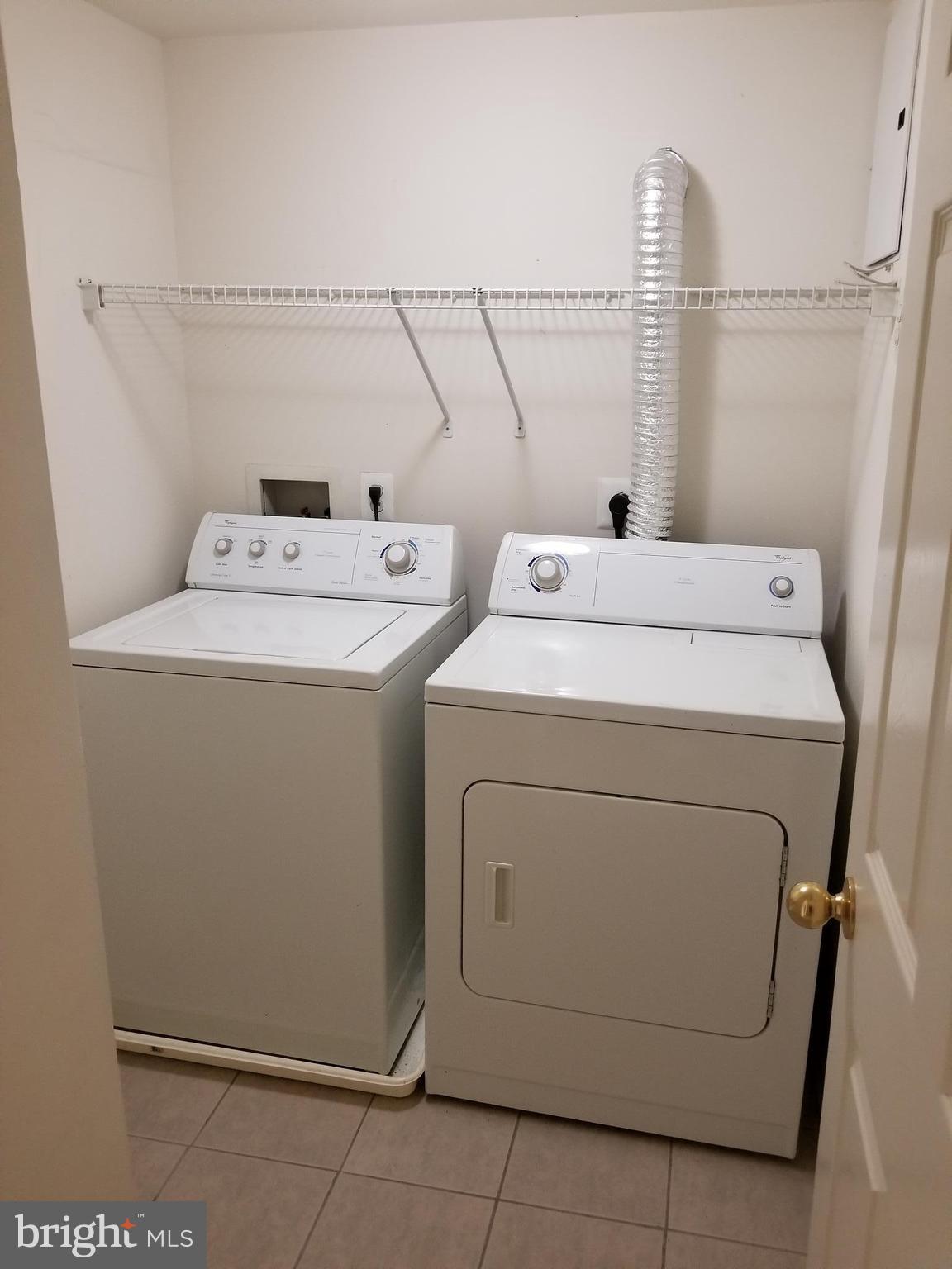 WESTBRIAR PLAZA - Residential Lease