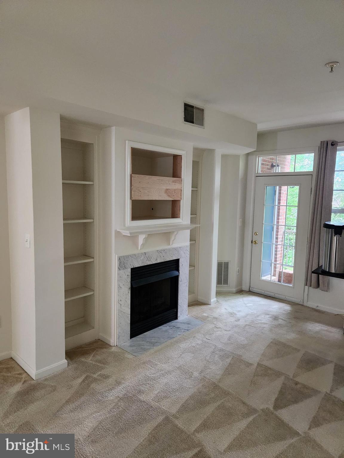 WESTBRIAR PLAZA - Residential Lease