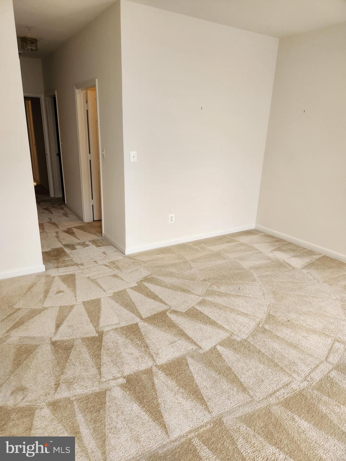 WESTBRIAR PLAZA - Residential Lease