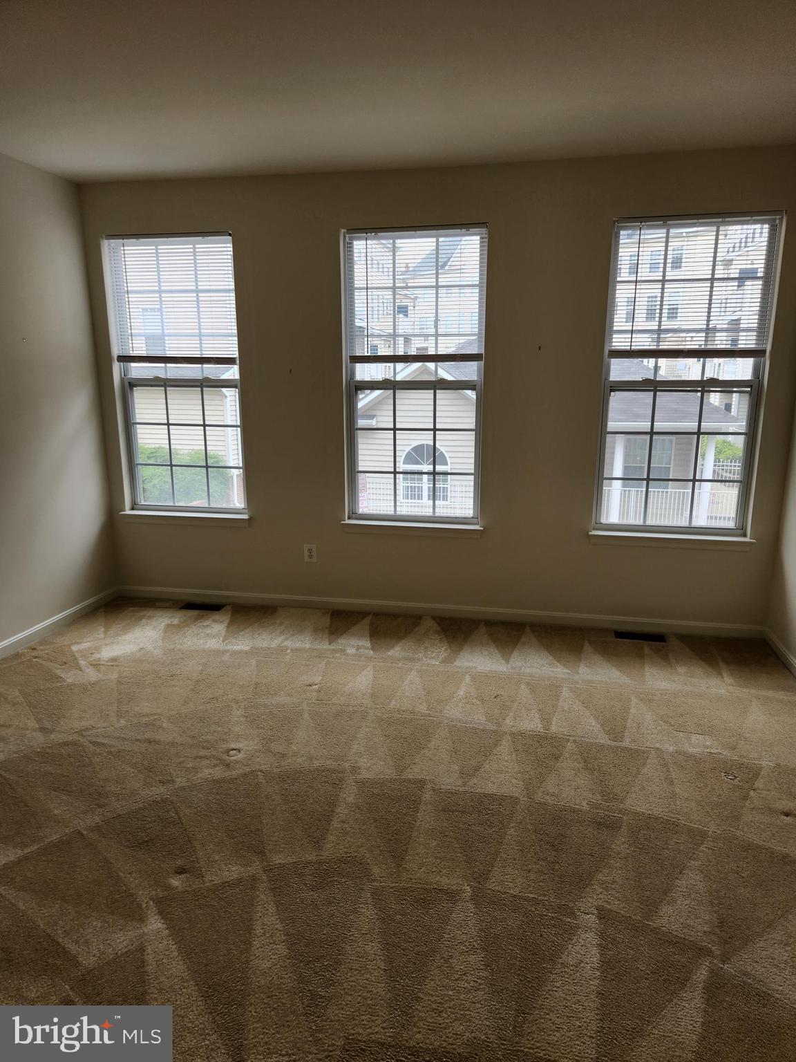 WESTBRIAR PLAZA - Residential Lease