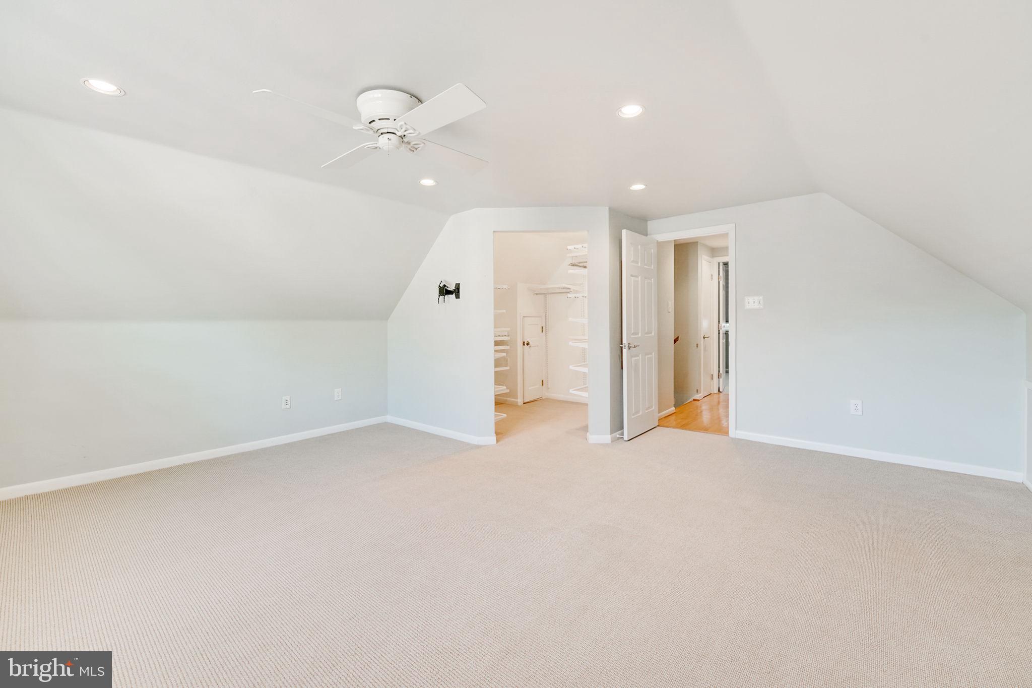 GREENBRIAR - Residential Lease