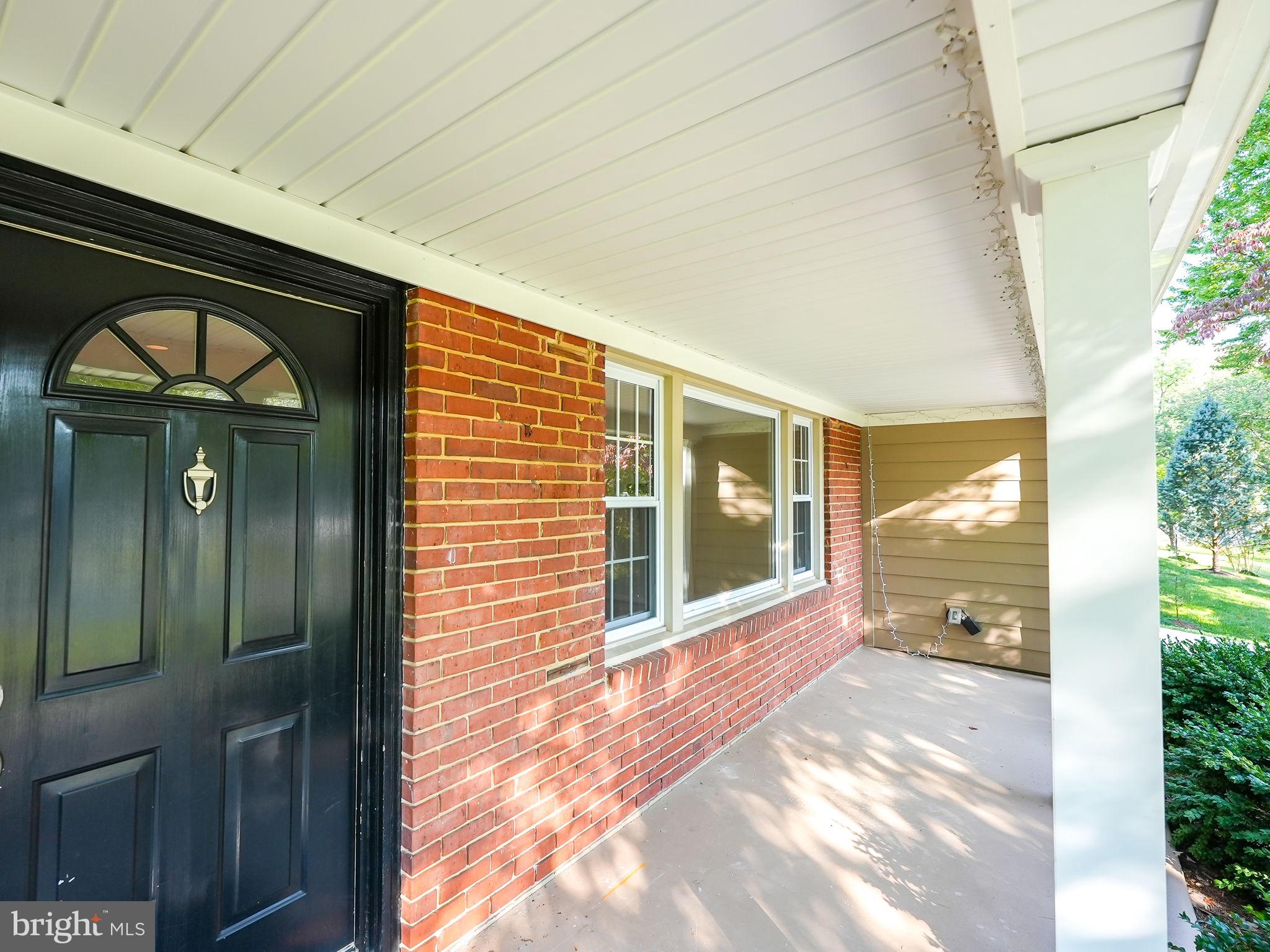 GREENBRIAR - Residential Lease