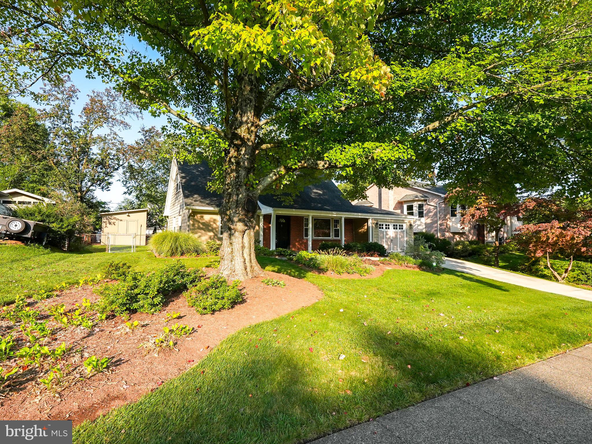 GREENBRIAR - Residential Lease