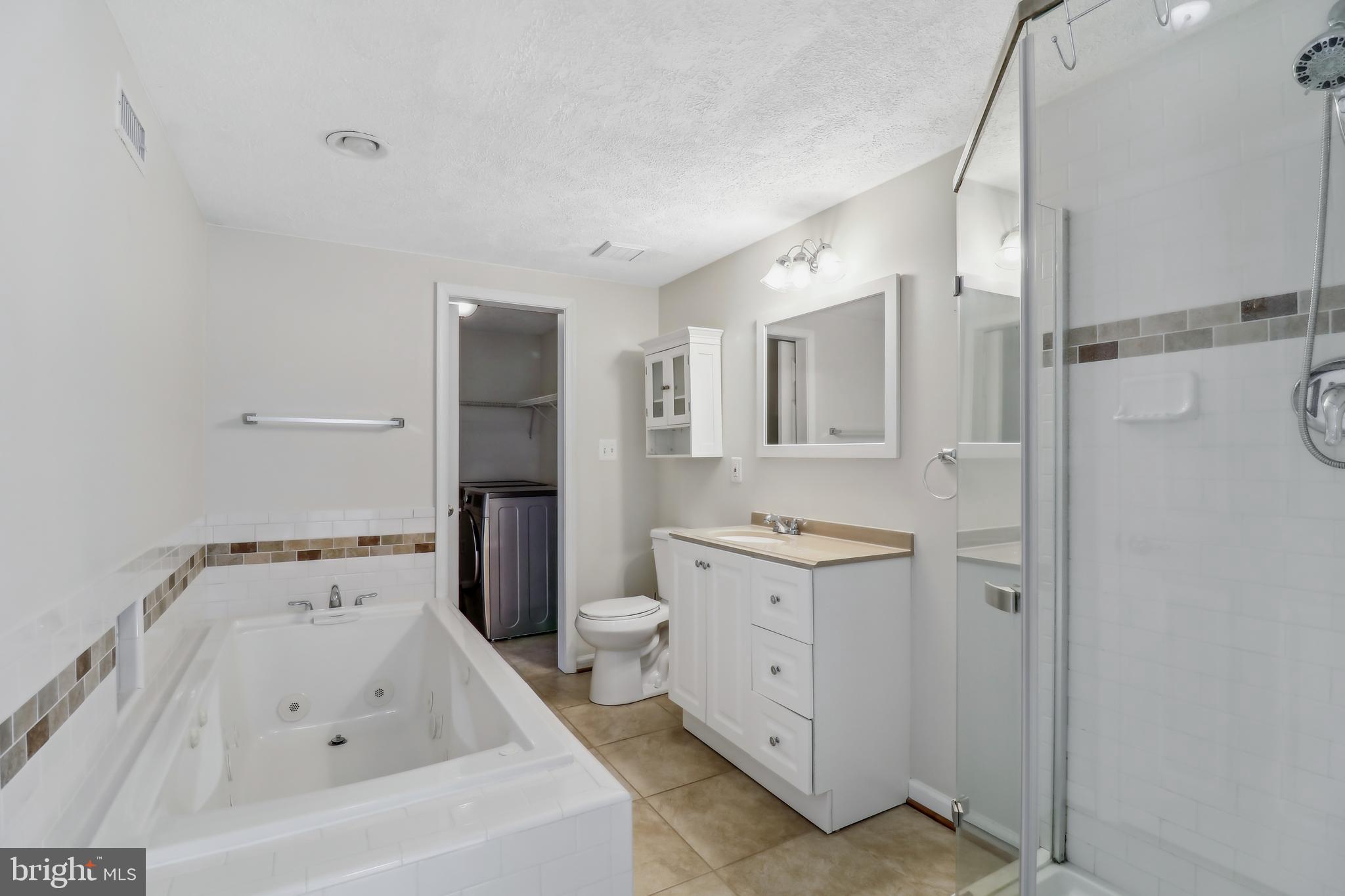 LONDONTOWN - Residential