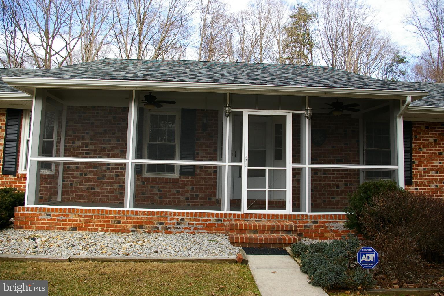 OCCOQUAN RIVER HILLS - Residential Lease