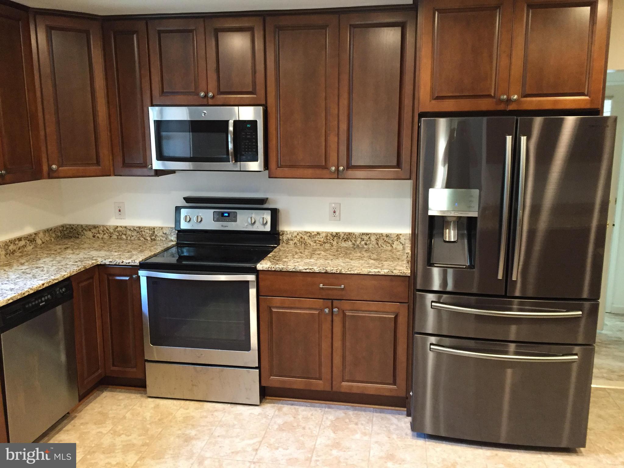 OCCOQUAN RIVER HILLS - Residential Lease