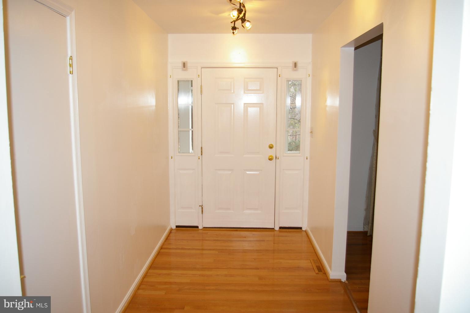 OCCOQUAN RIVER HILLS - Residential Lease