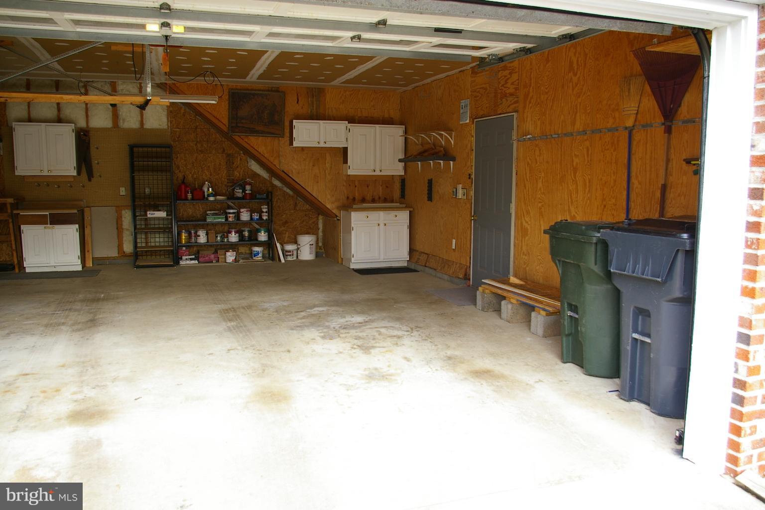 OCCOQUAN RIVER HILLS - Residential Lease