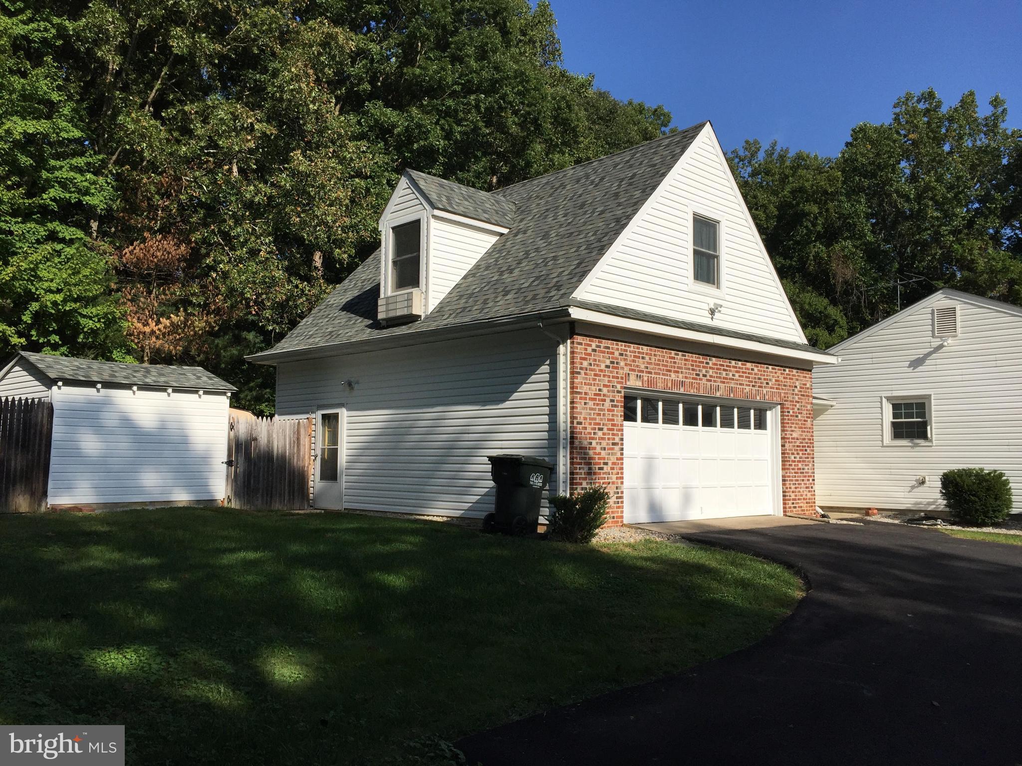 OCCOQUAN RIVER HILLS - Residential Lease