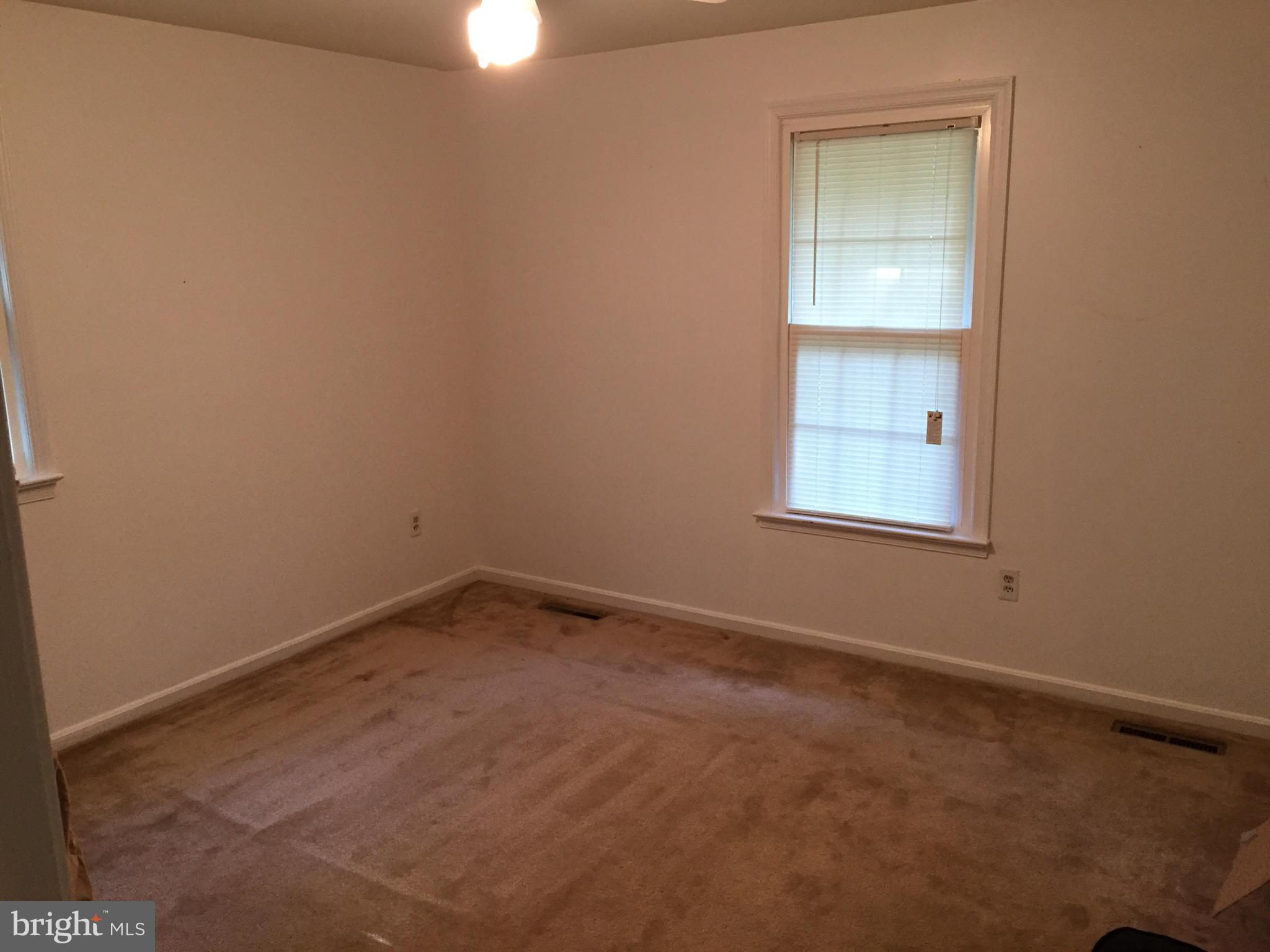 OCCOQUAN RIVER HILLS - Residential Lease