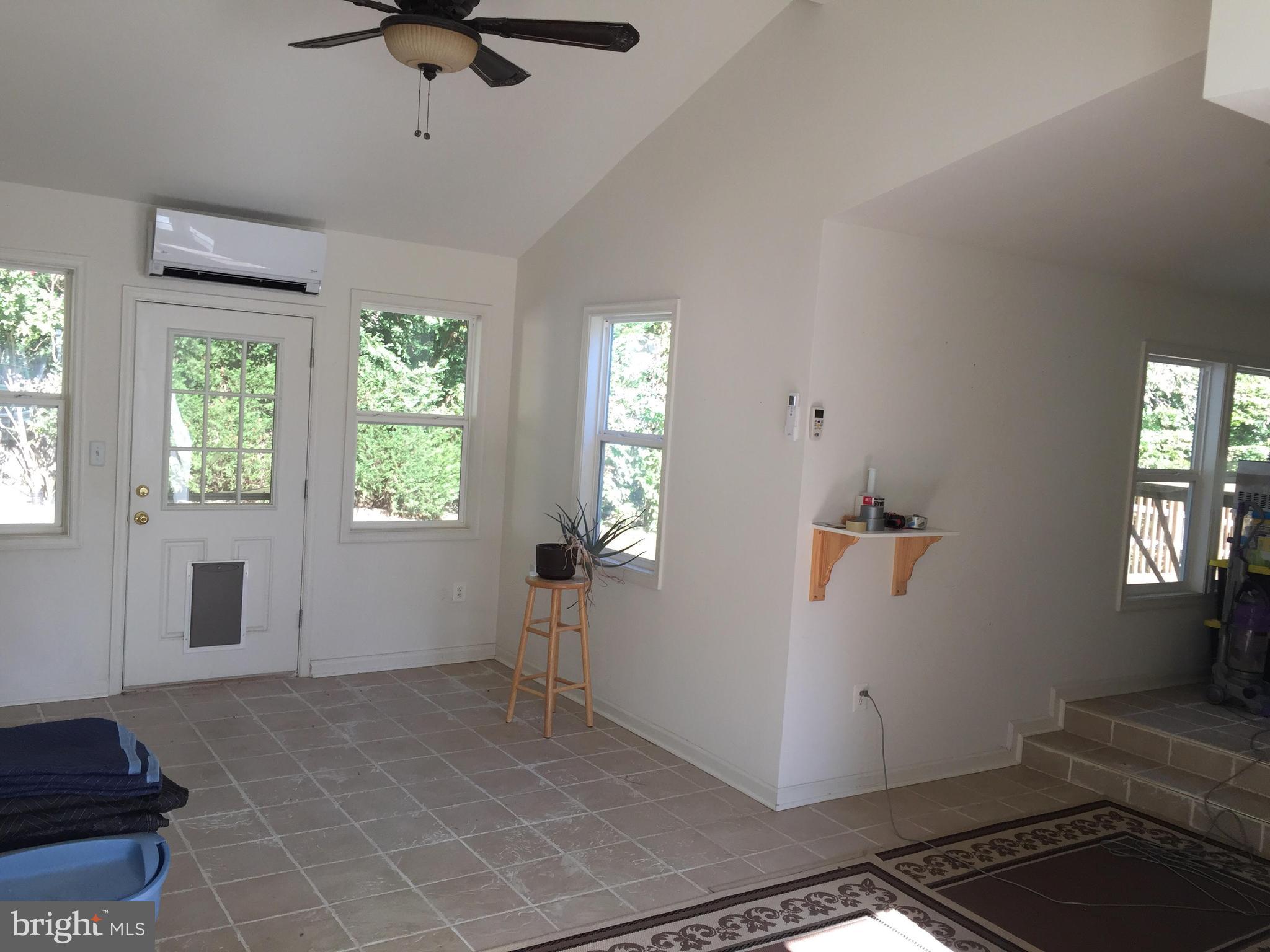 OCCOQUAN RIVER HILLS - Residential Lease