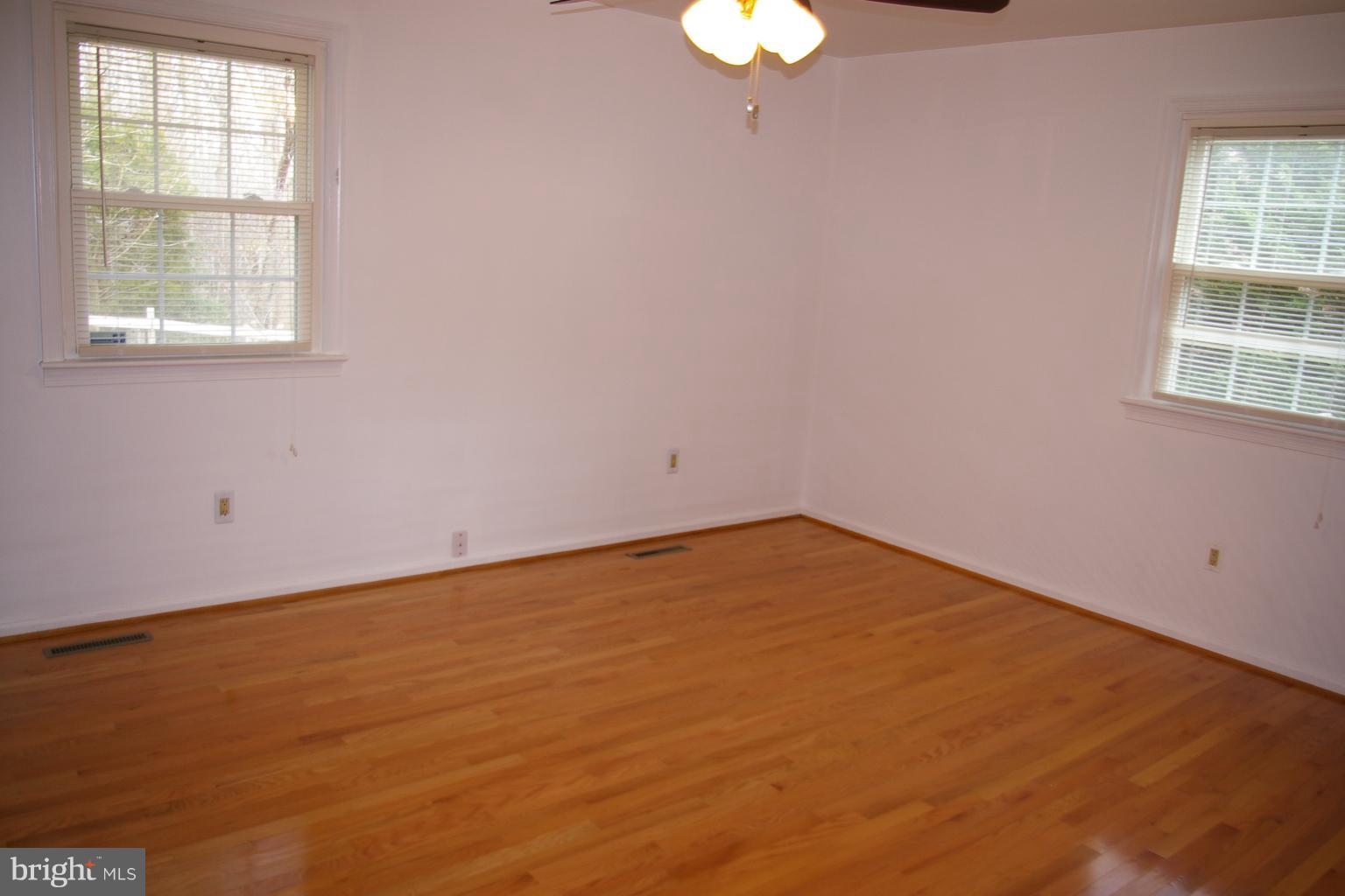 OCCOQUAN RIVER HILLS - Residential Lease