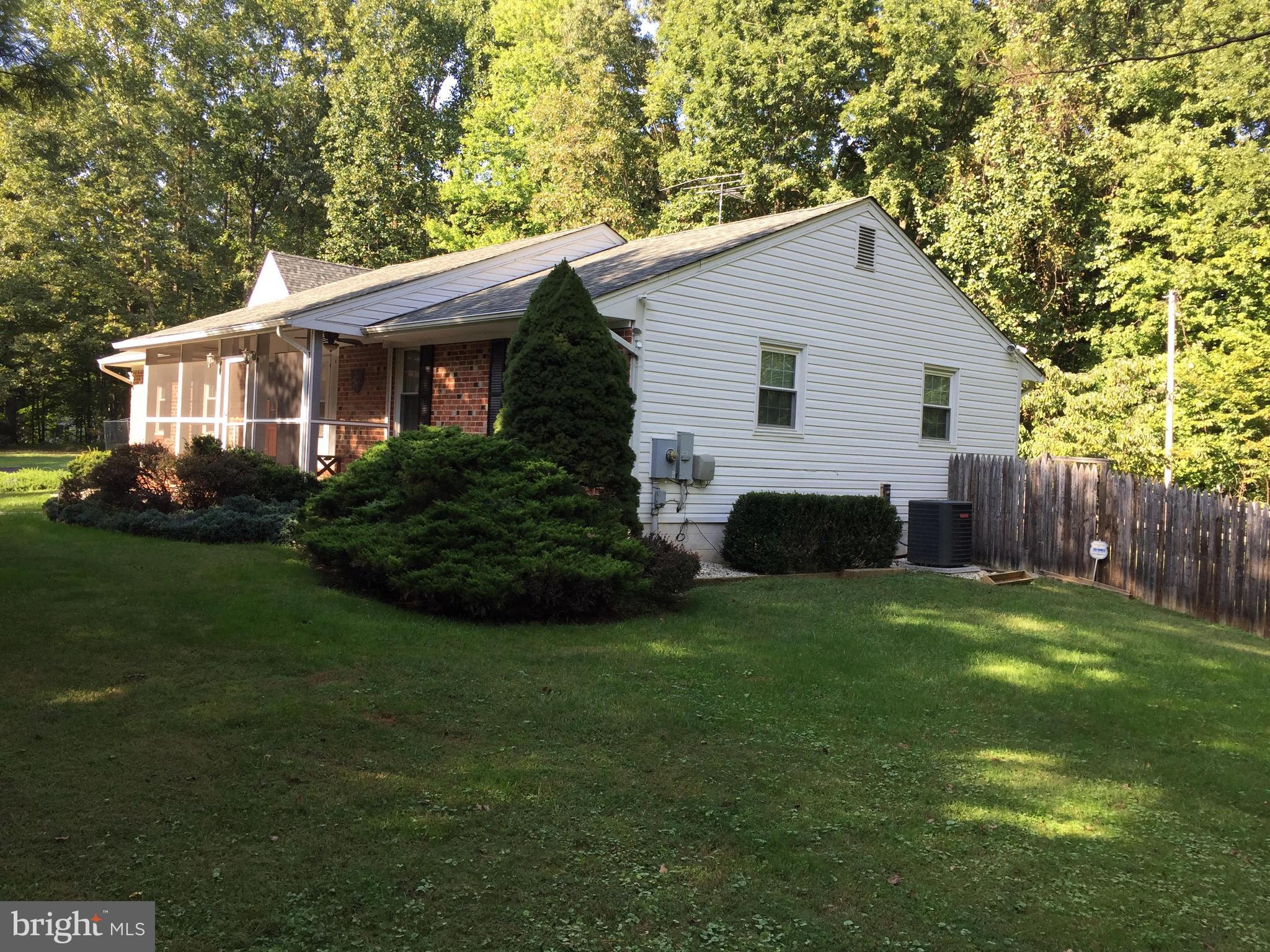 OCCOQUAN RIVER HILLS - Residential Lease