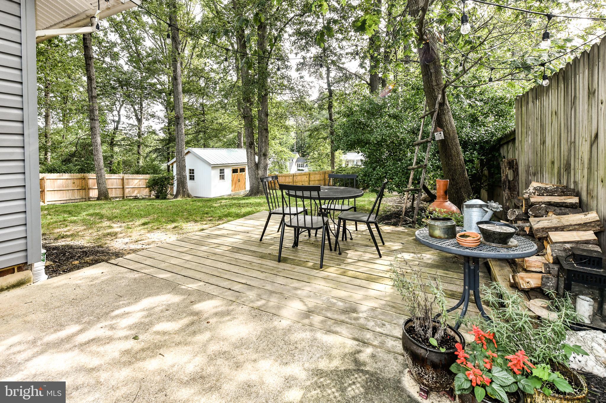 SURREY SQUARE - Residential Lease