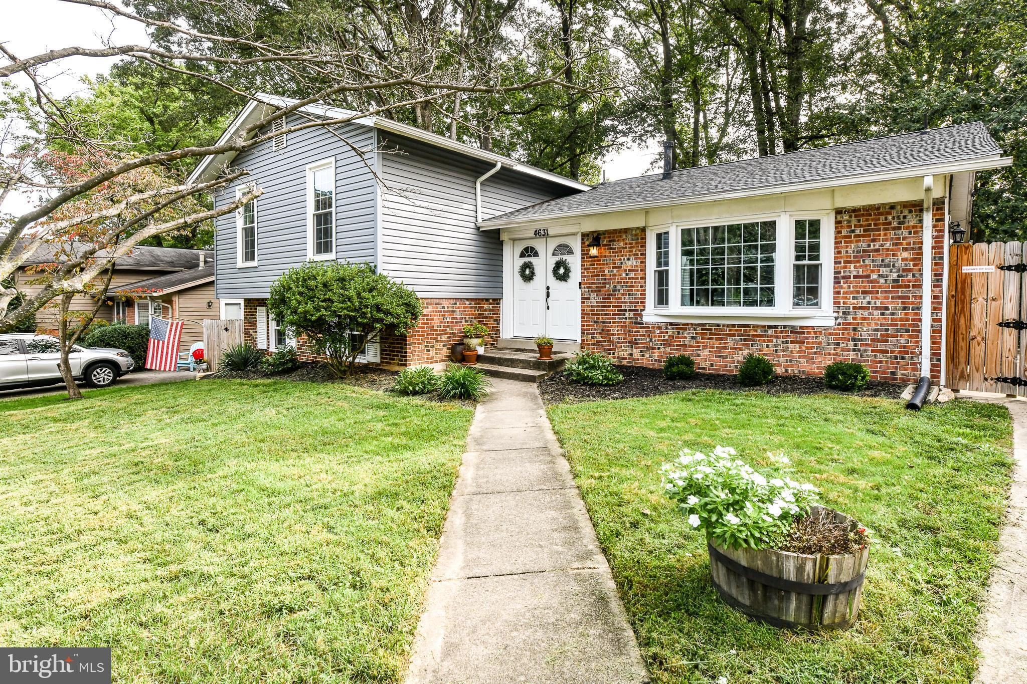 SURREY SQUARE - Residential Lease