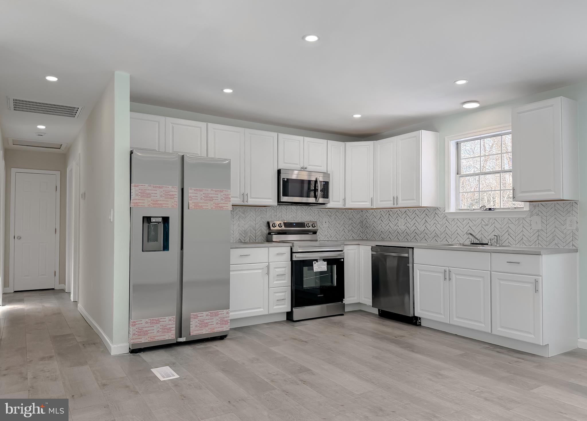 470 SOLLERS WHARF ROAD