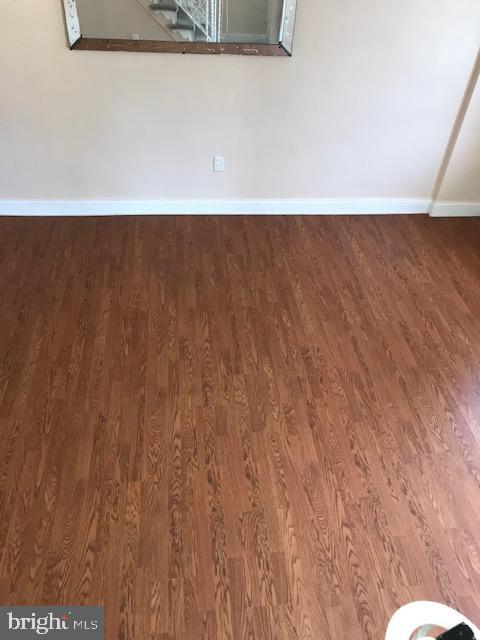 LAWNCREST - Residential