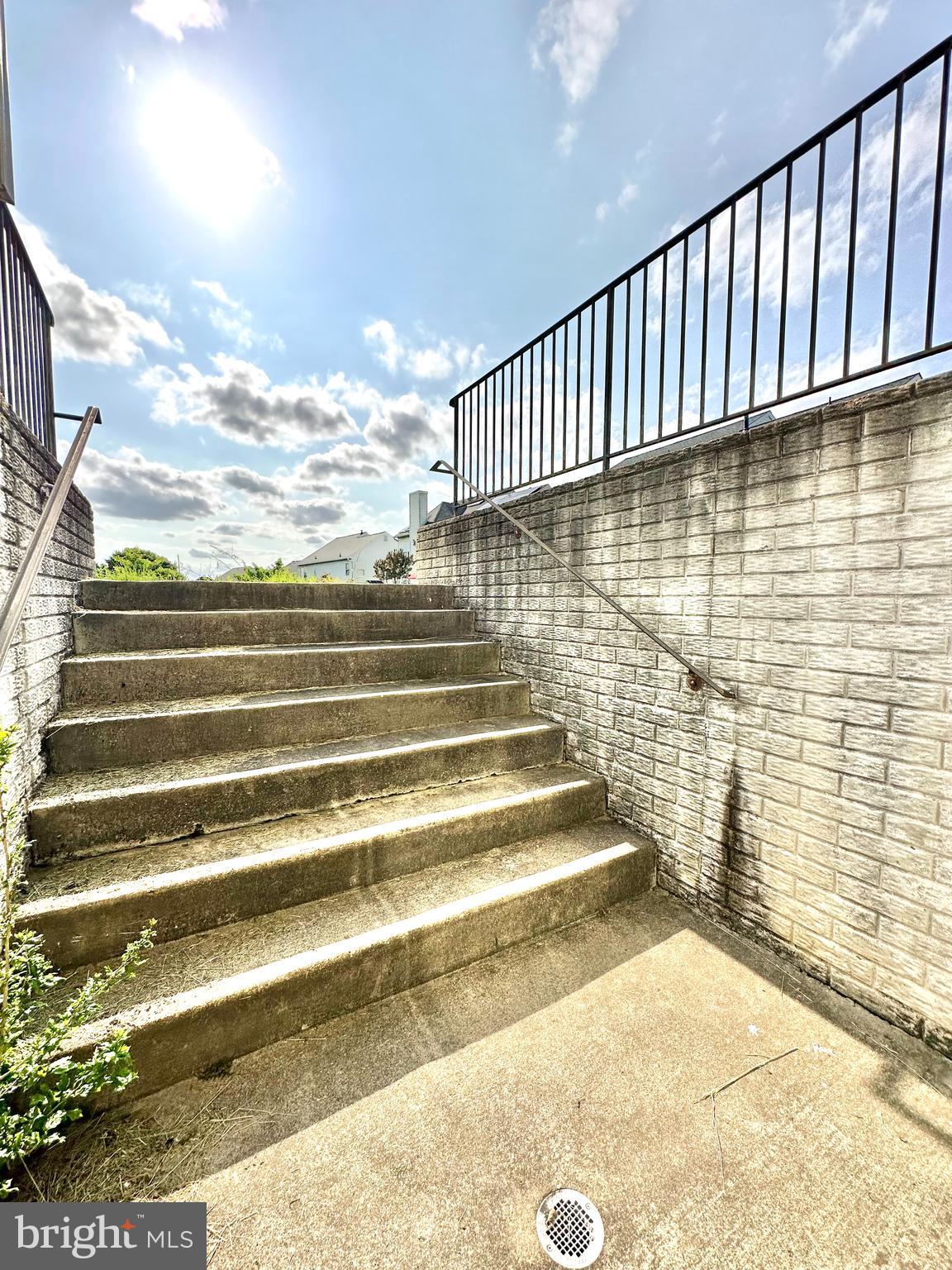 PERRYWOOD - Residential