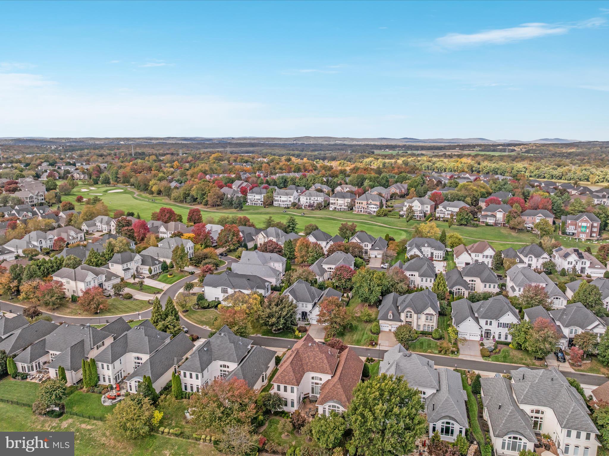 RIVER CREEK - Residential