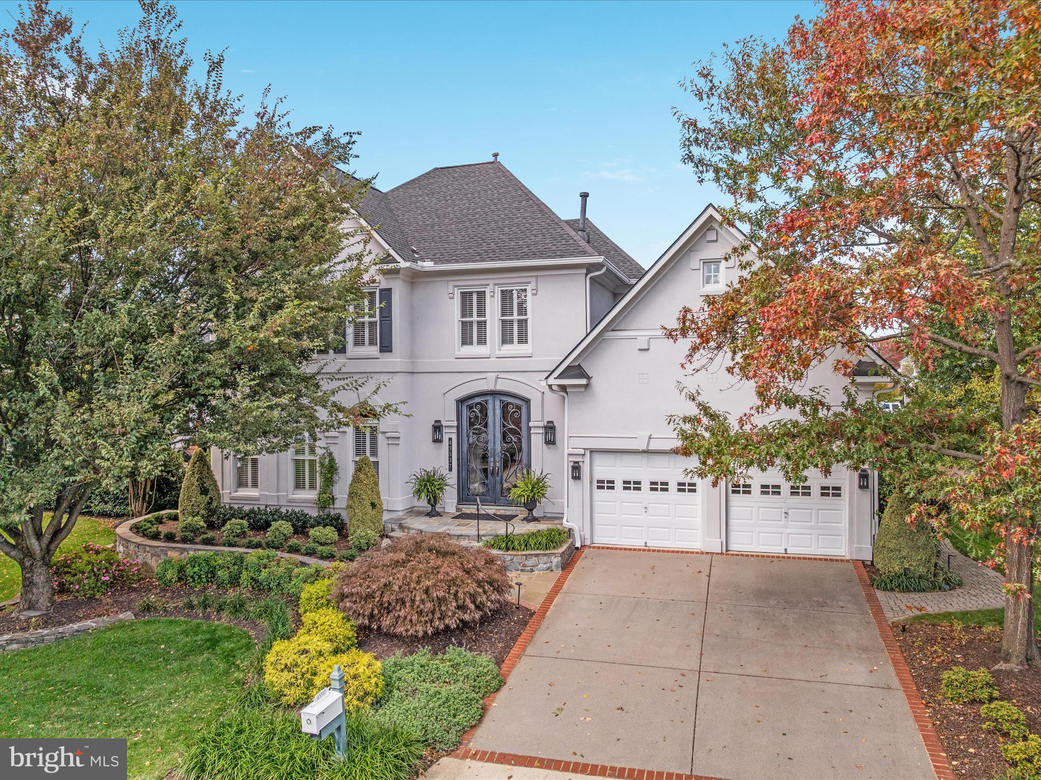 RIVER CREEK - Residential