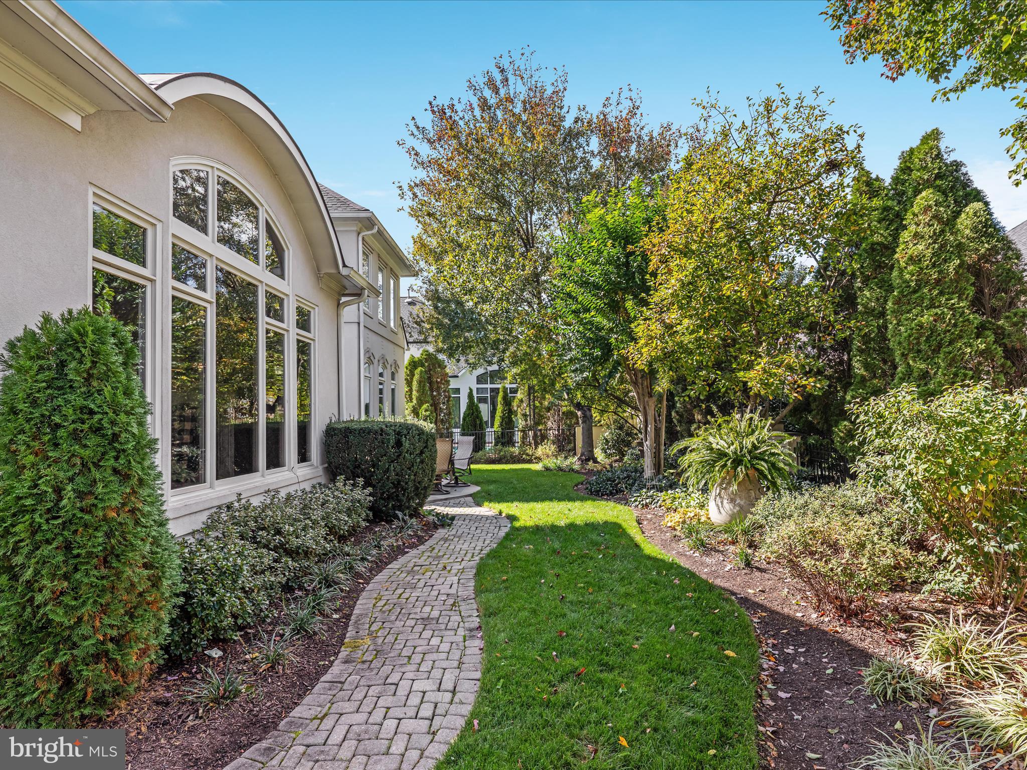 RIVER CREEK - Residential