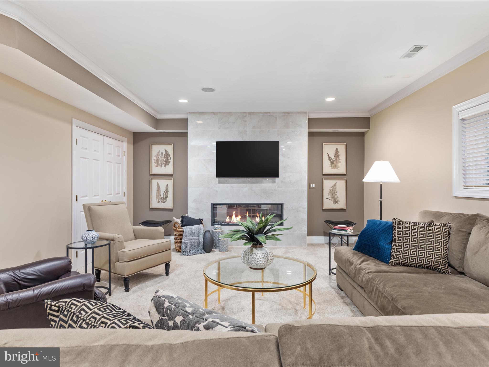 RIVER CREEK - Residential