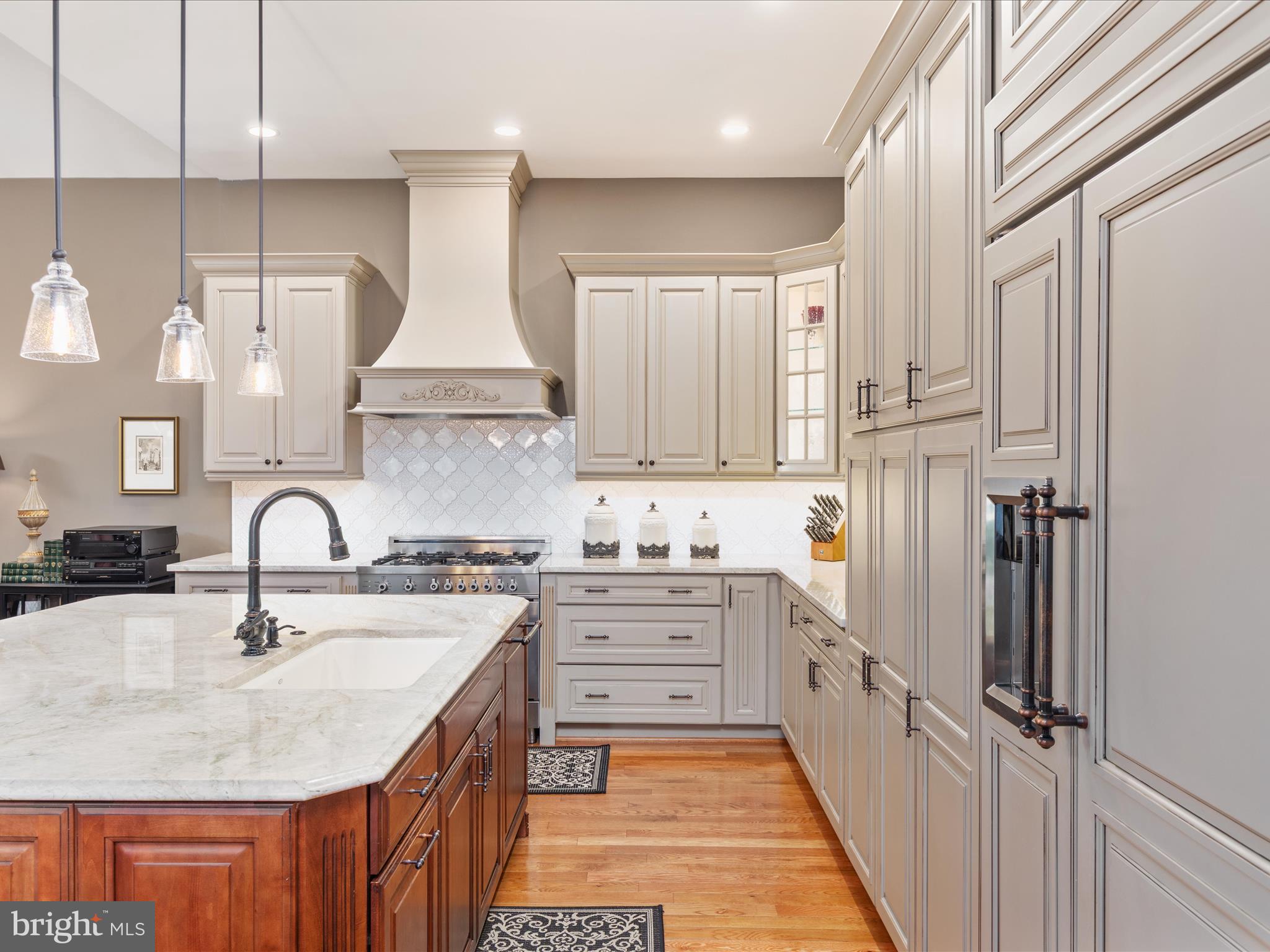 RIVER CREEK - Residential