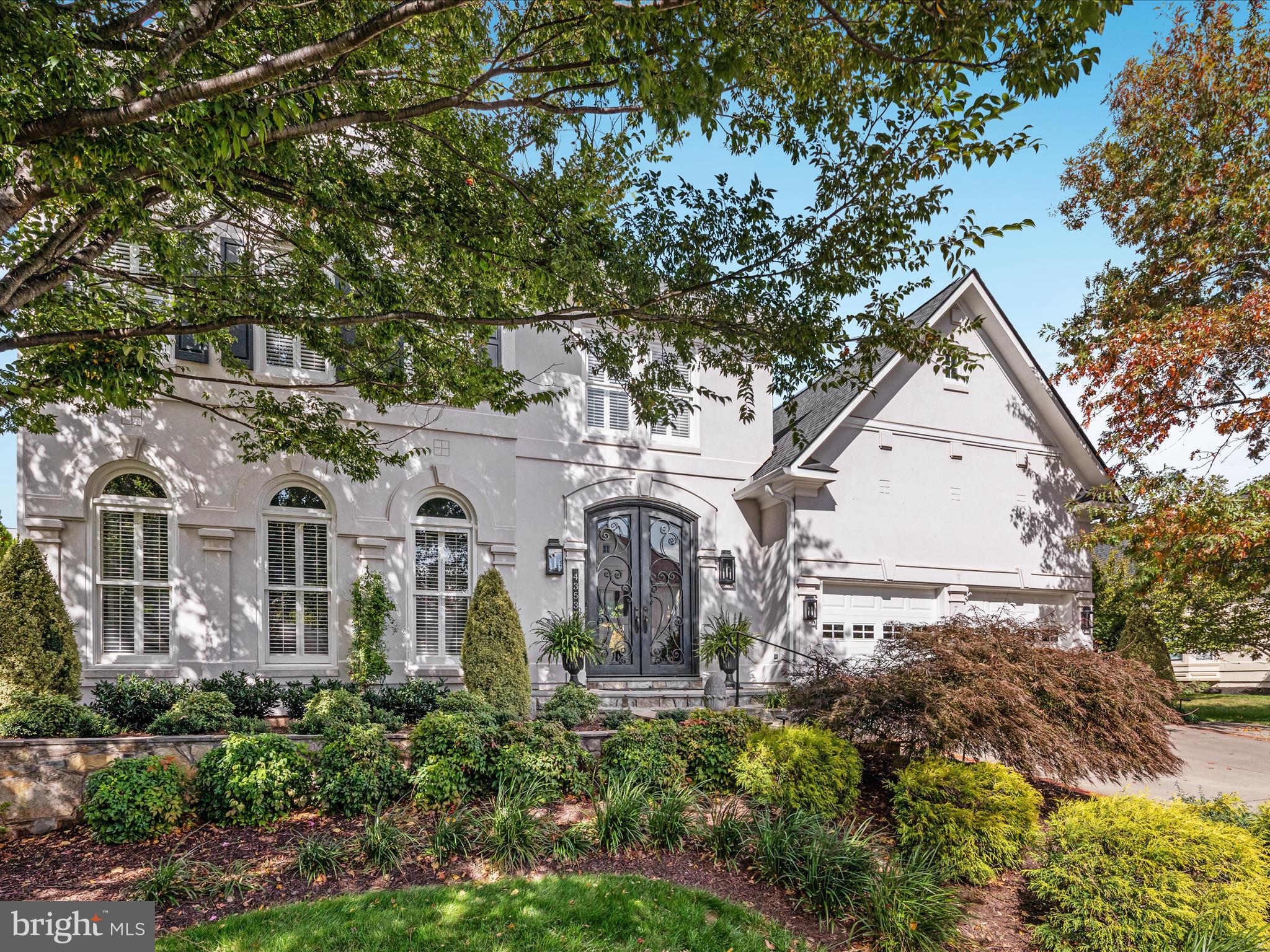 RIVER CREEK - Residential