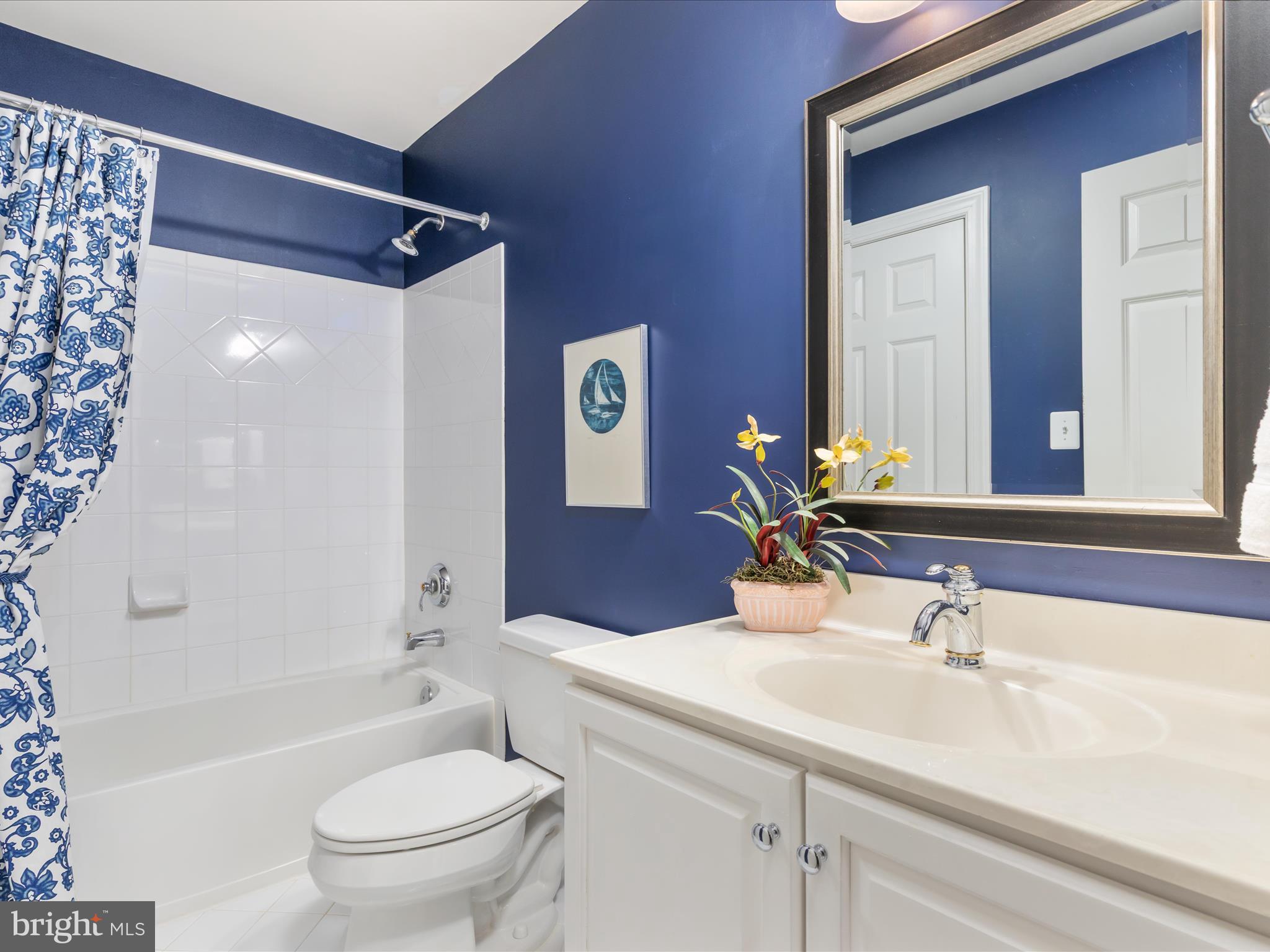 RIVER CREEK - Residential