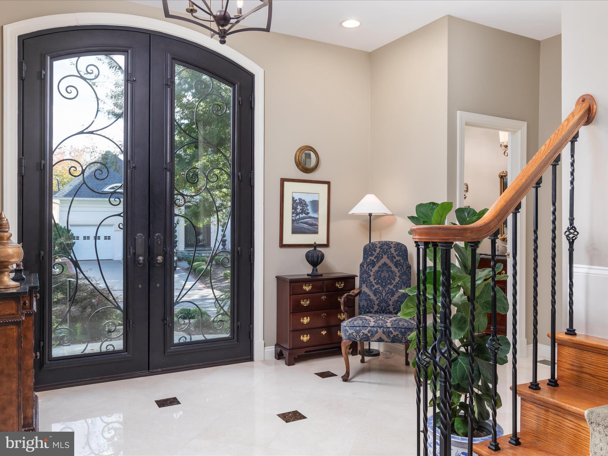 RIVER CREEK - Residential