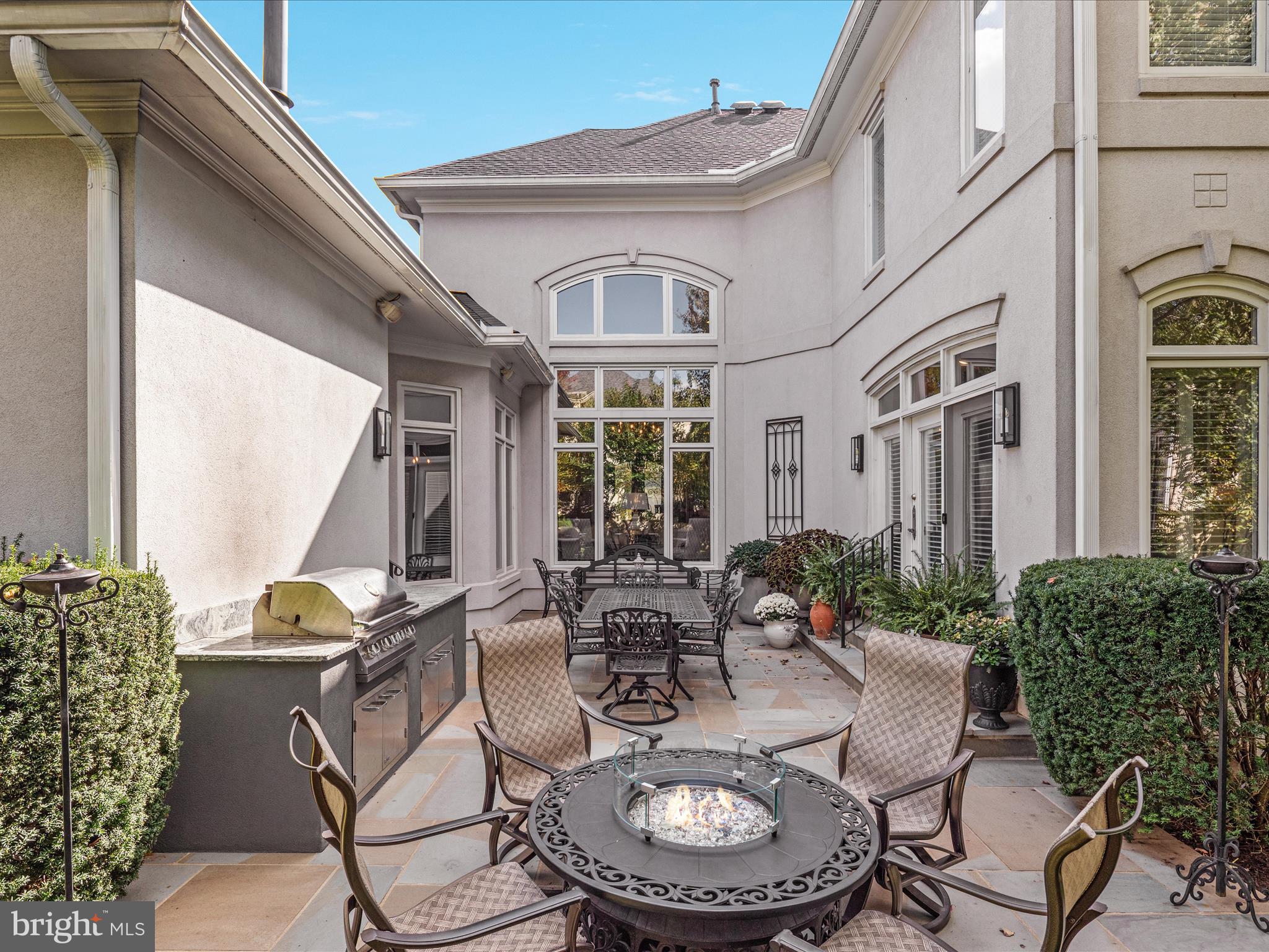 RIVER CREEK - Residential