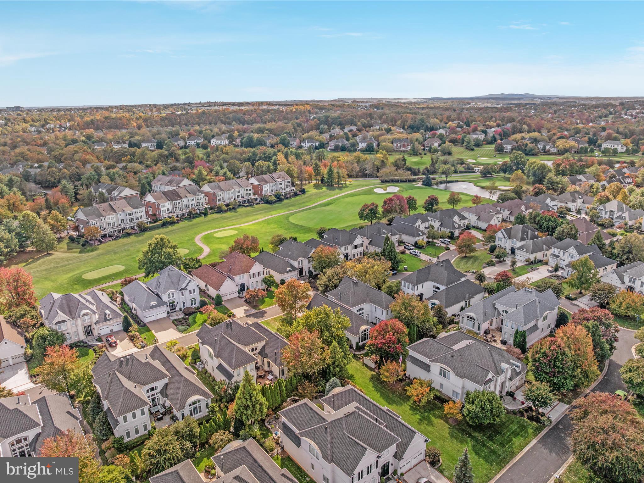 RIVER CREEK - Residential