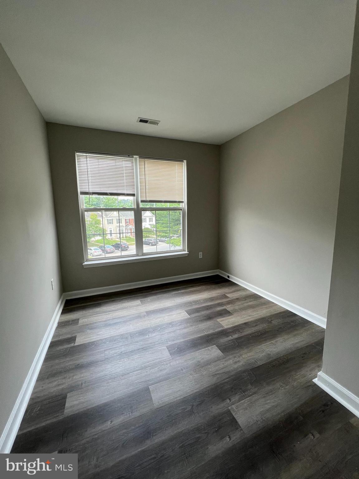 TIMBERGROVE - Residential Lease