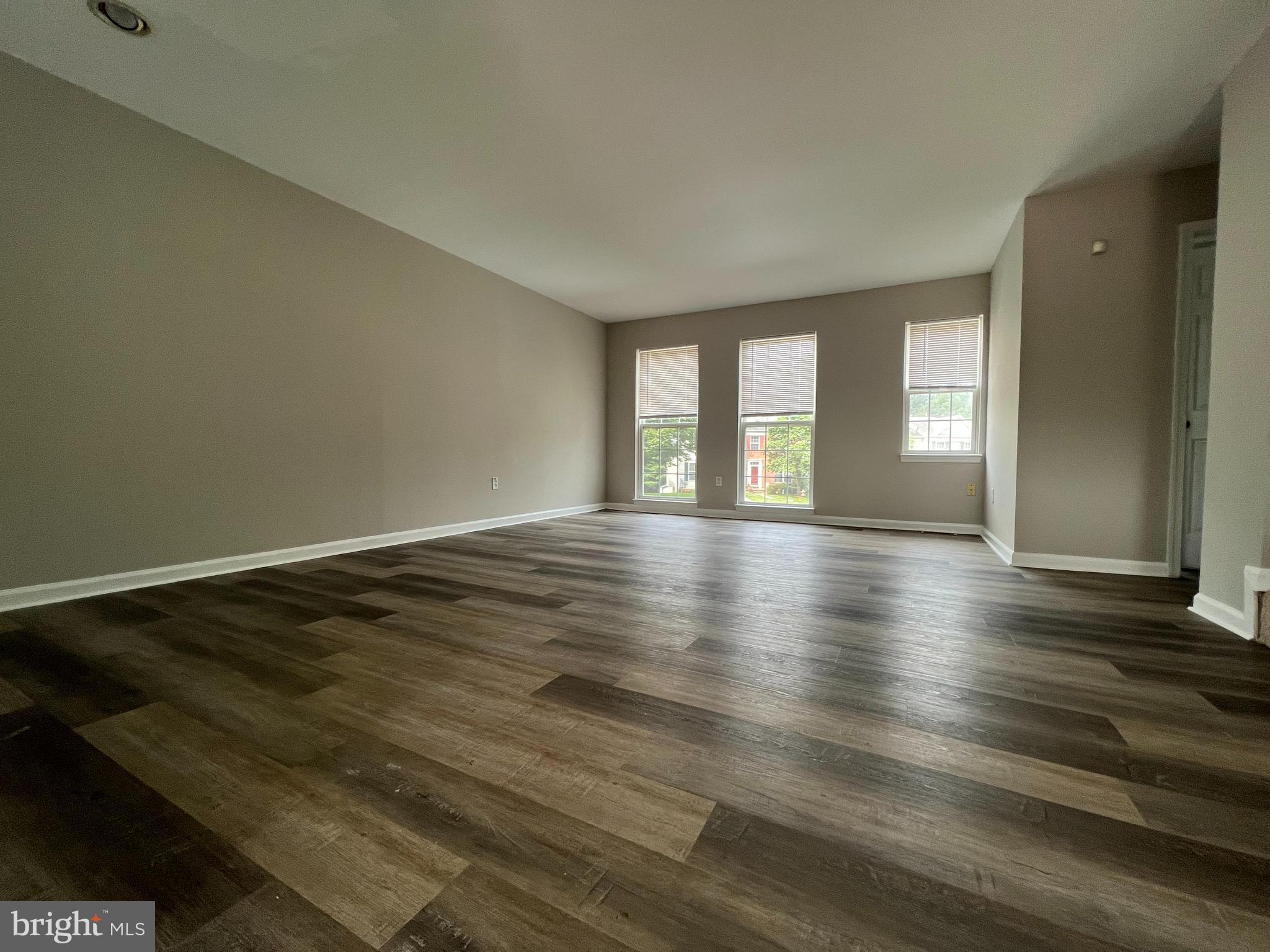 TIMBERGROVE - Residential Lease