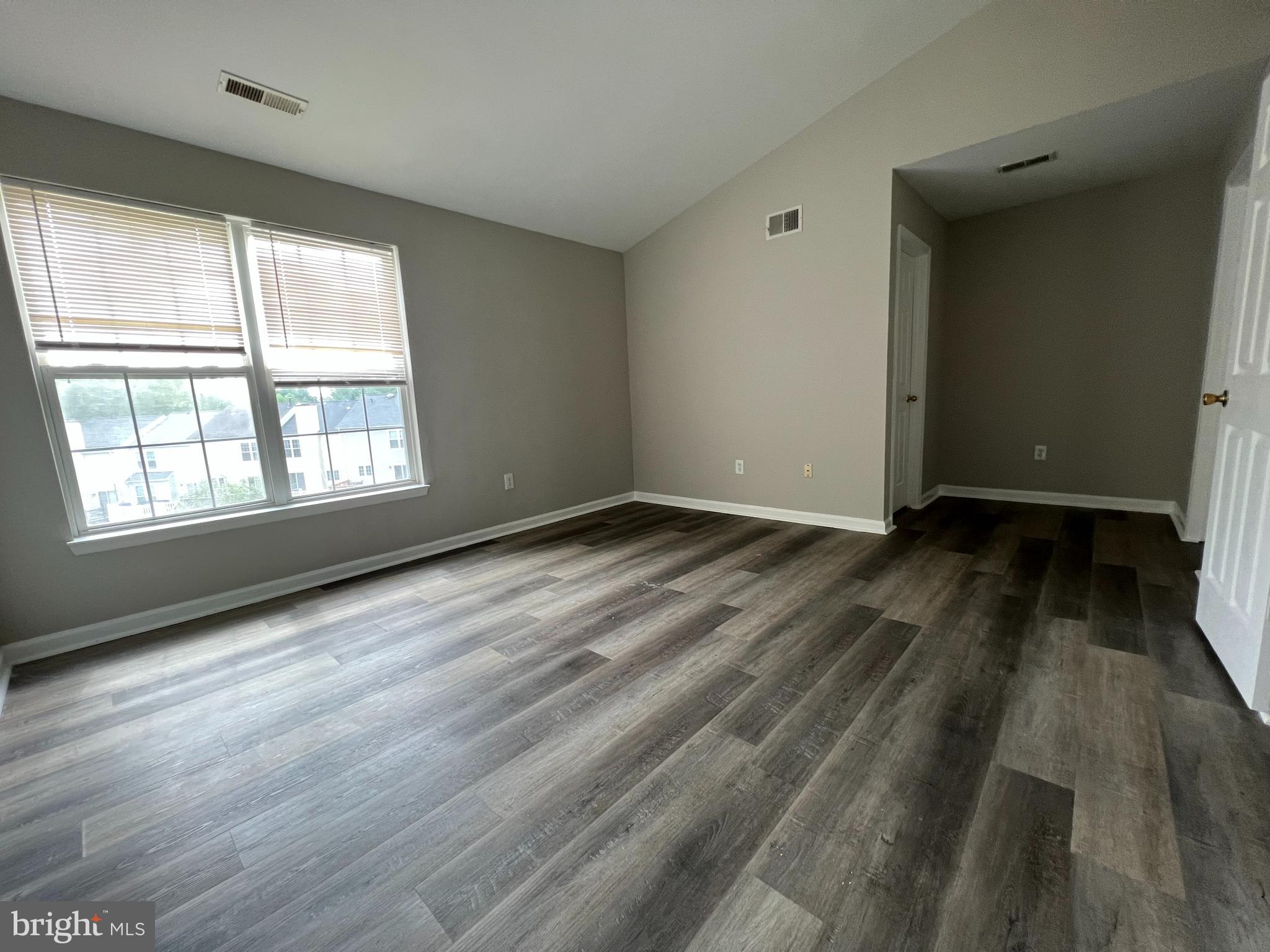 TIMBERGROVE - Residential Lease