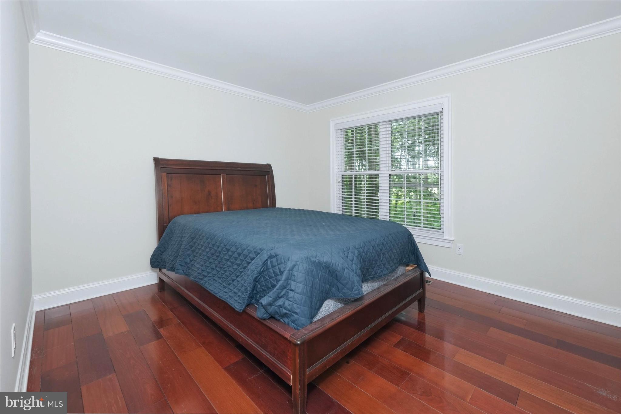 TENNYSON - Residential