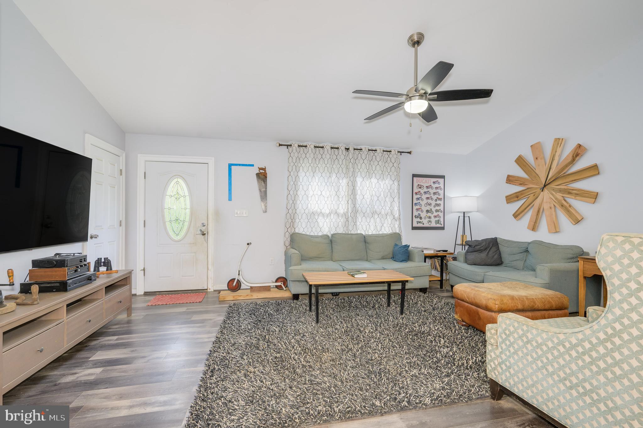 SHANNONDALE - Residential