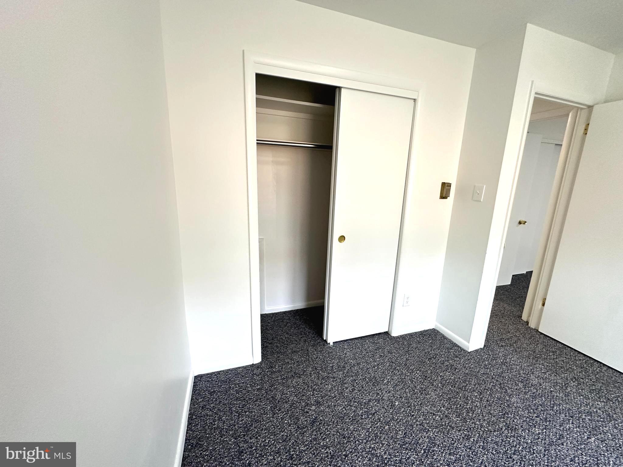 PINEWOOD SOUTH - Residential Lease