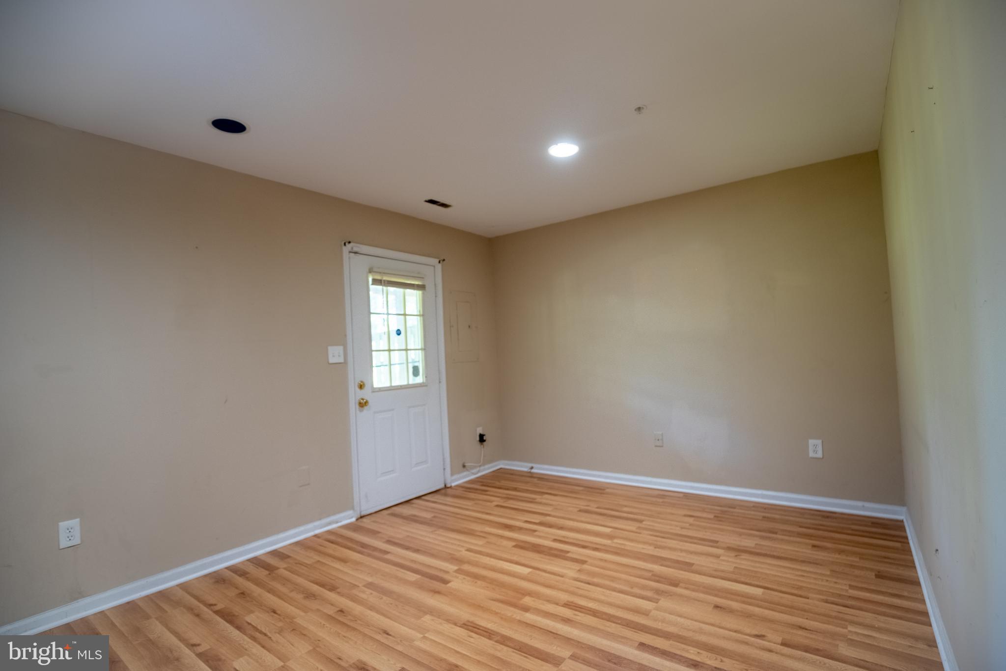 VILLAGES OF MARLBOROUGH - Residential Lease