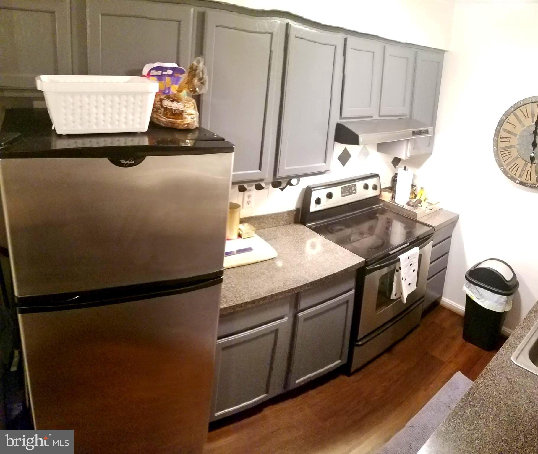 CLUSTERS AT WOODLAWN - Residential