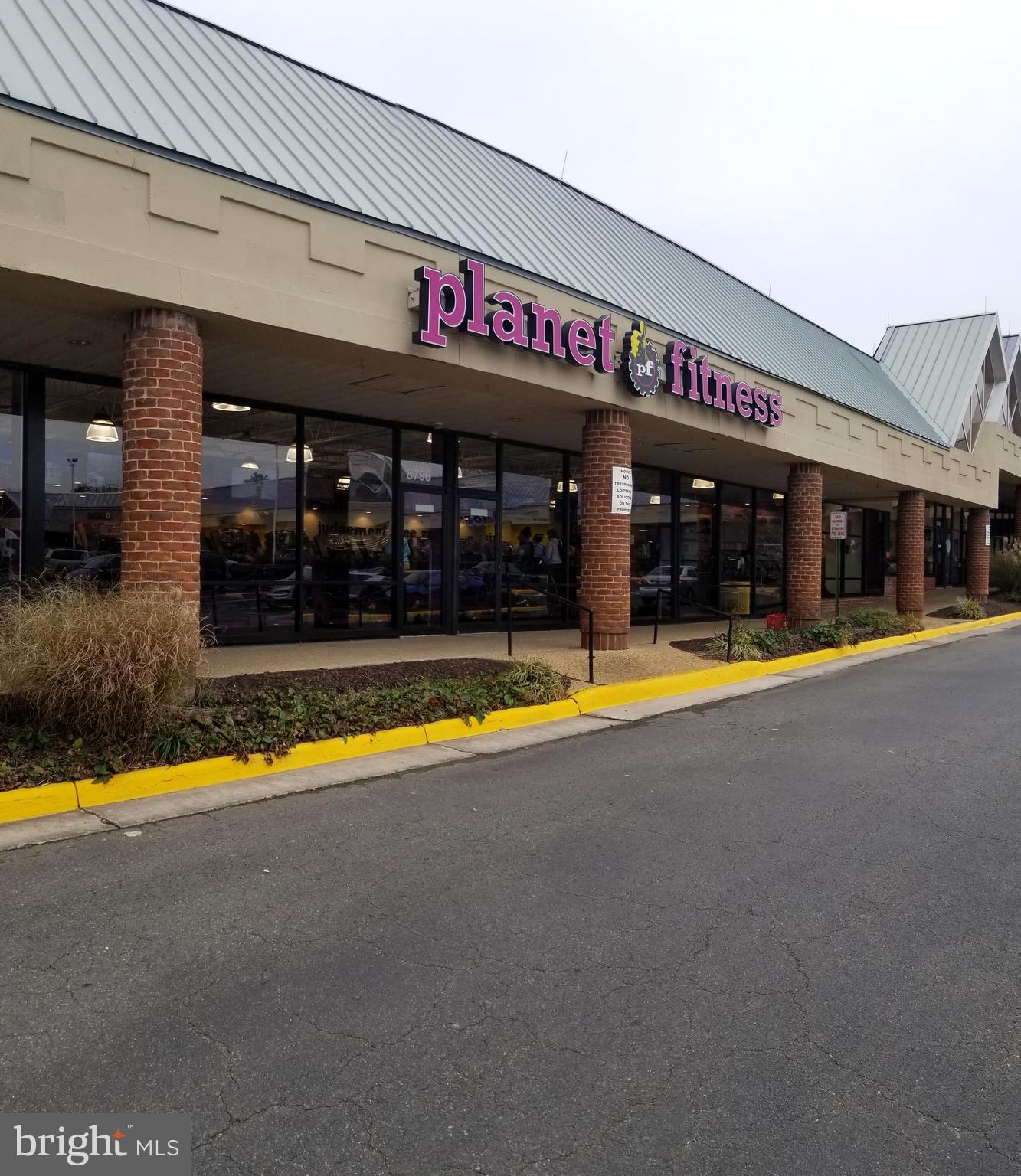 CLUSTERS AT WOODLAWN - Residential