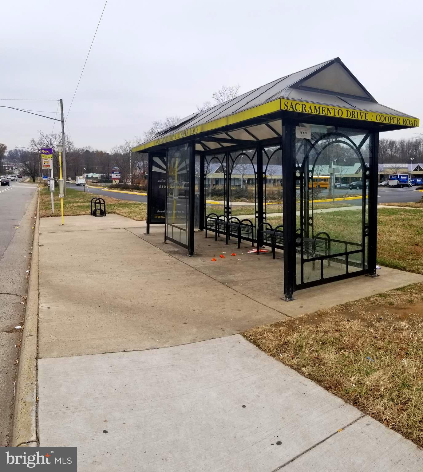 CLUSTERS AT WOODLAWN - Residential