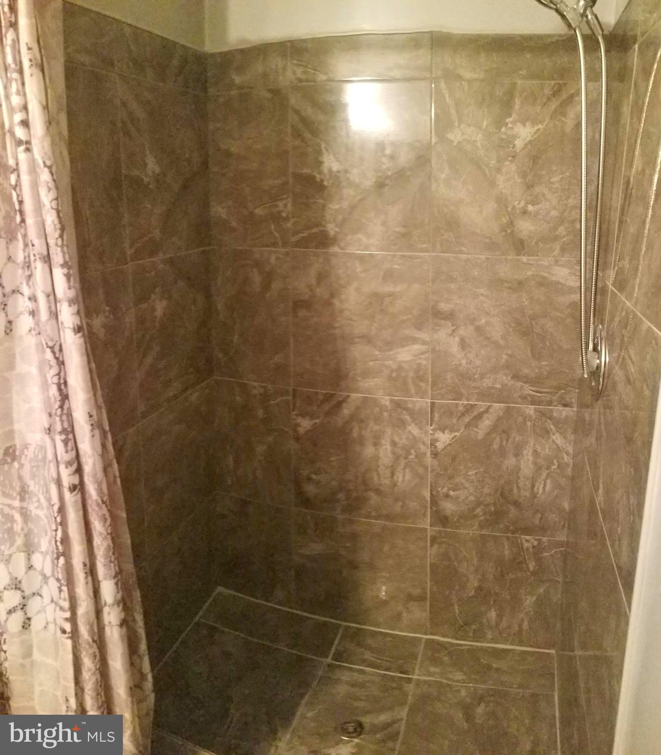 CLUSTERS AT WOODLAWN - Residential