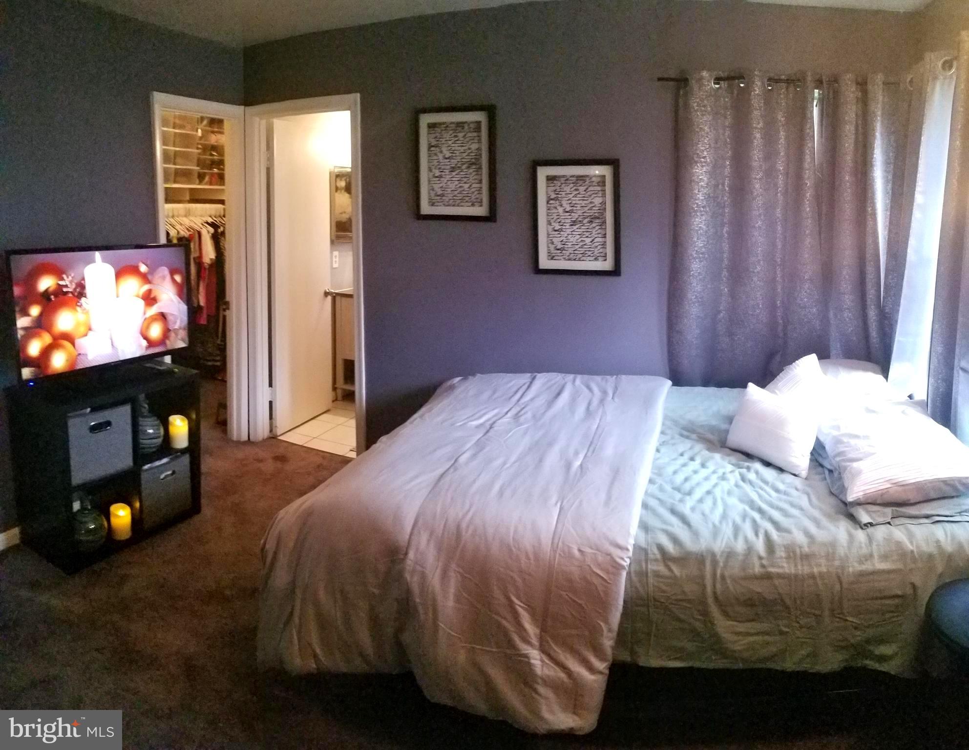 CLUSTERS AT WOODLAWN - Residential