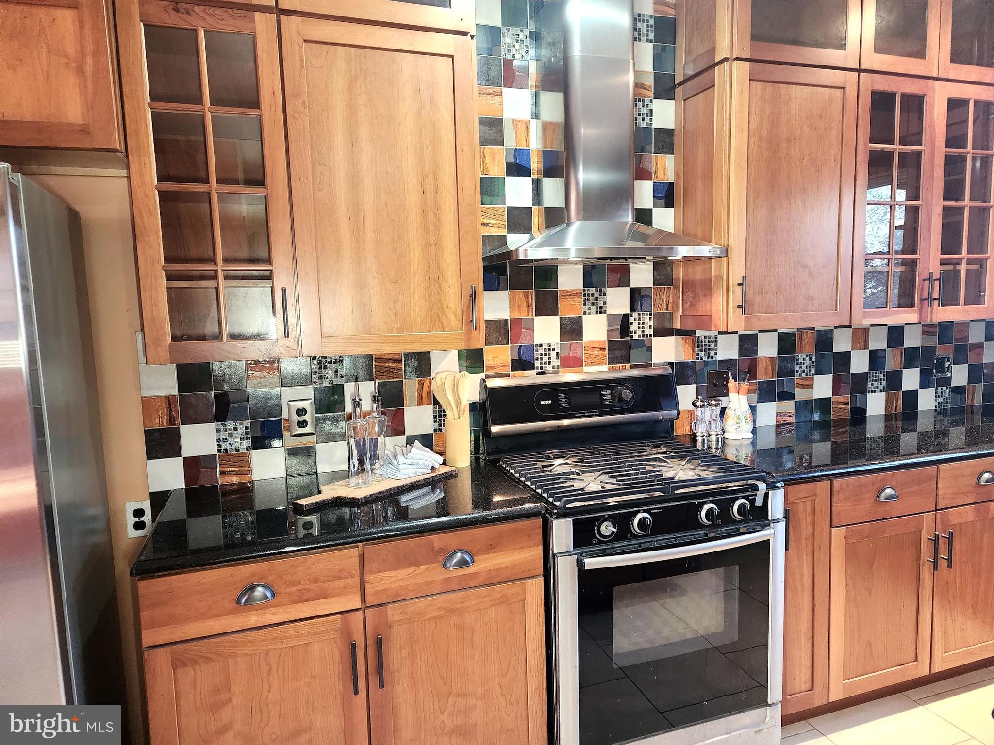 NORRISTOWN - Residential