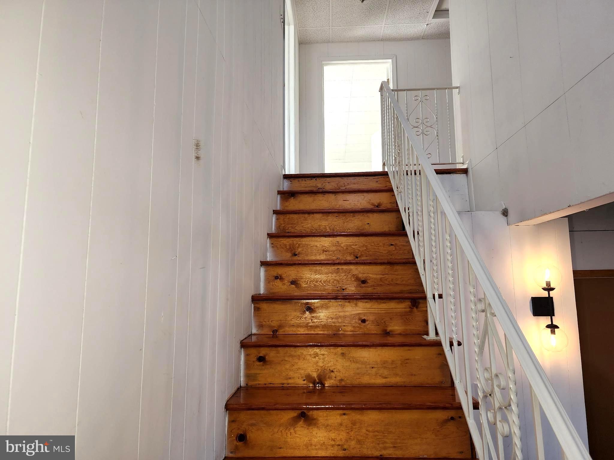 NORRISTOWN - Residential