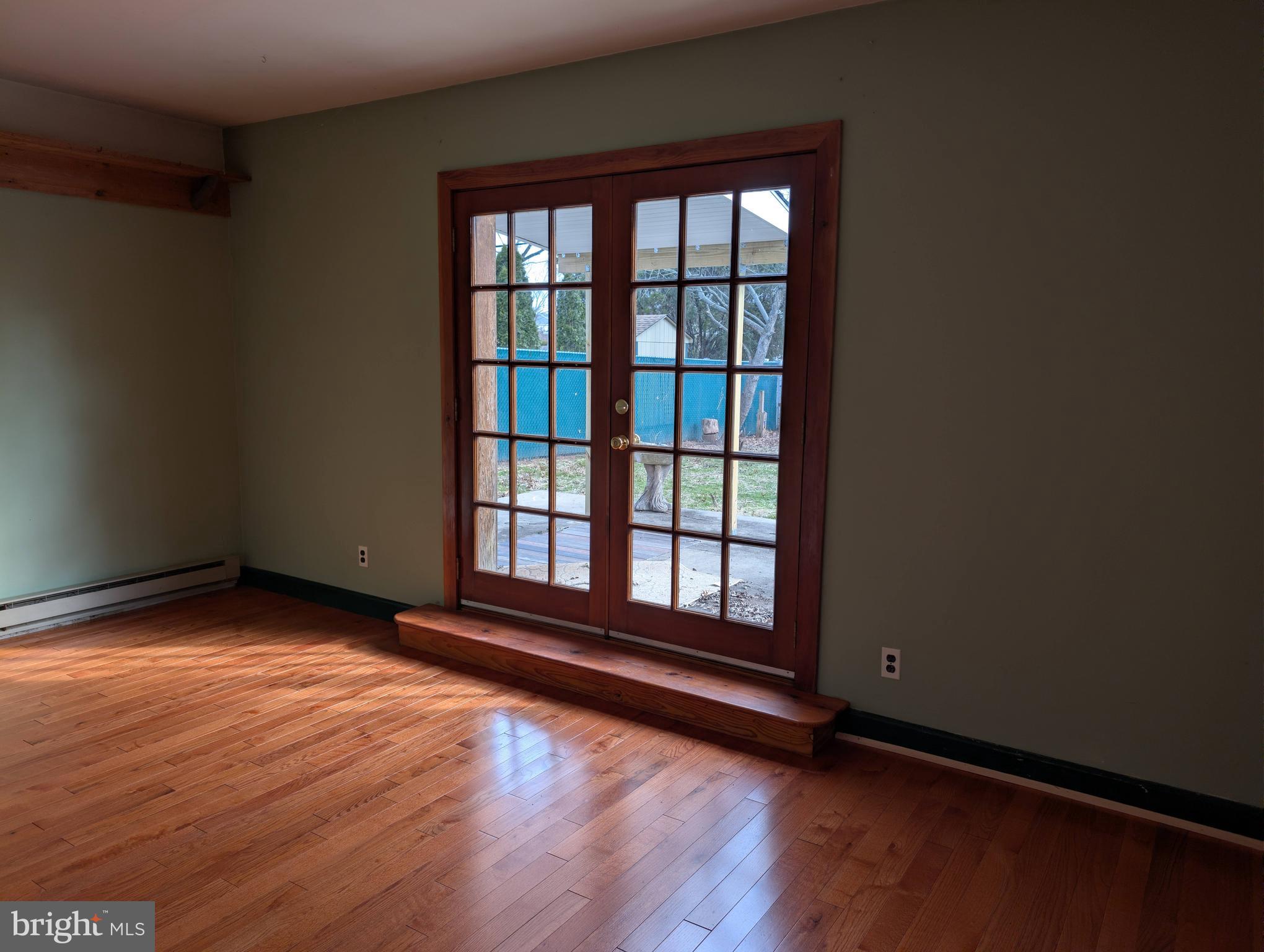 NORRISTOWN - Residential