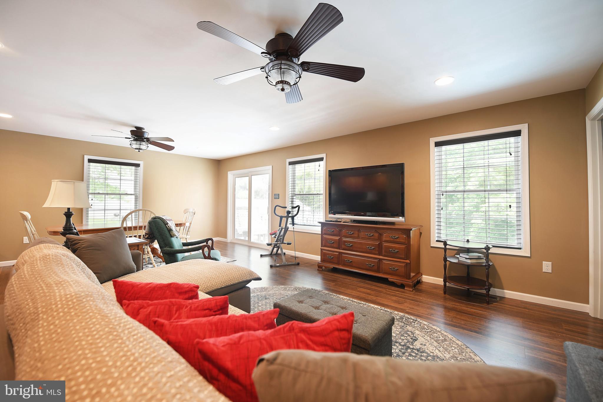 ARUNDEL - Residential