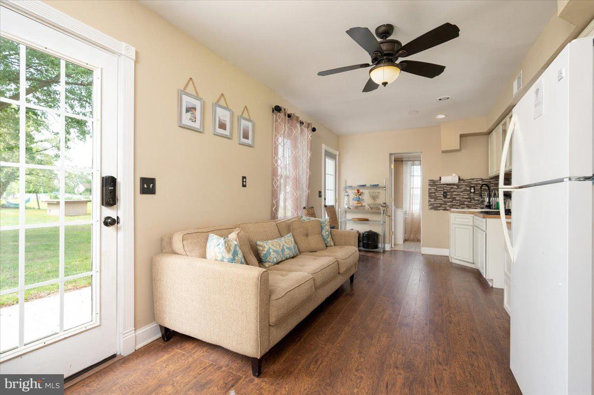 WATER OAK POINT - Residential