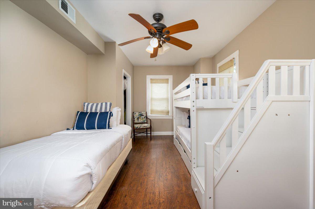 WATER OAK POINT - Residential